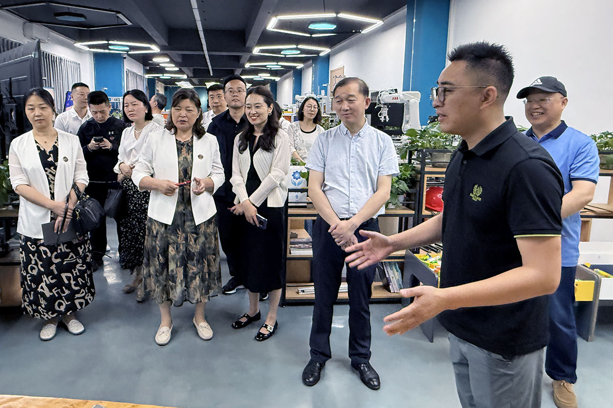 18a81339-4d66-434b-8818-e4aeff482aa7 18a81339-4d66-434b-8818-e4aeff482aa7