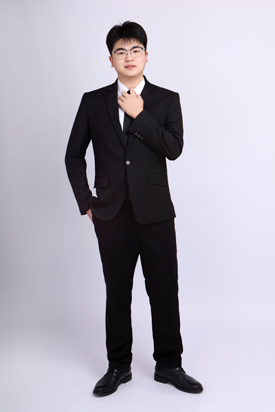 国家奖学金毕业生照片-王磊