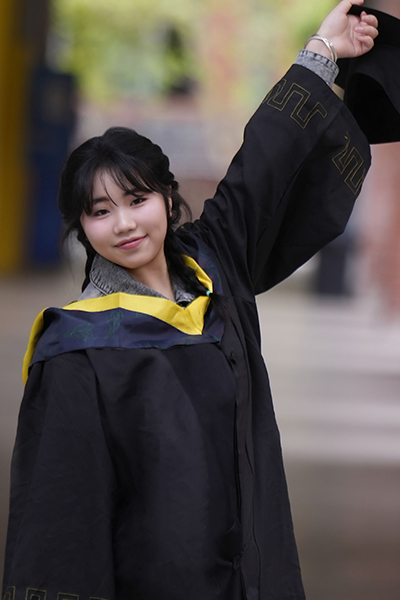 优秀毕业生-沈婧 优秀毕业生-沈婧