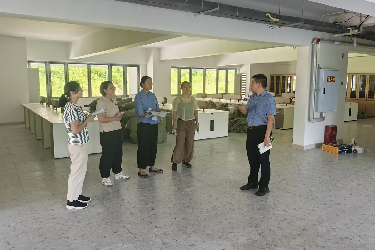 499ecd6deb7992c62d0a181172000d8e(1)