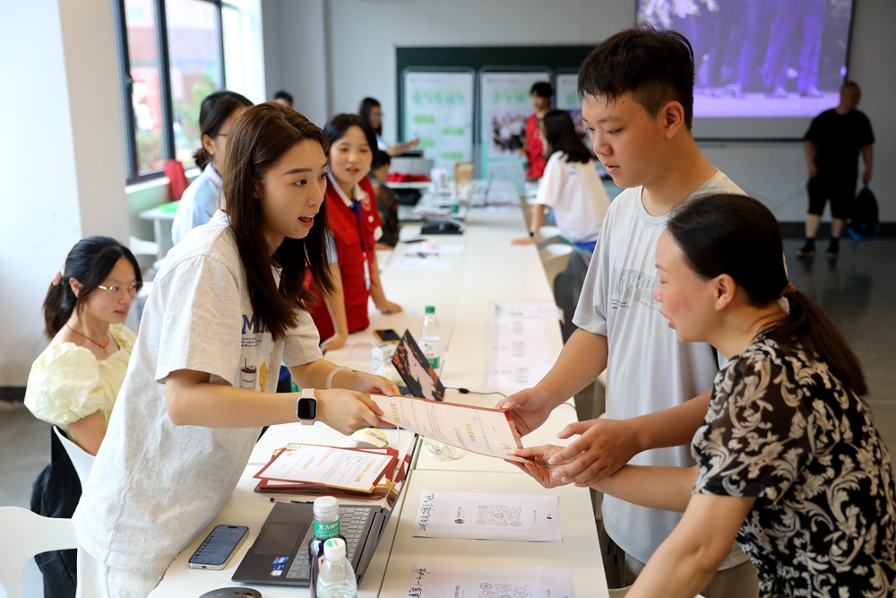 cb0b74756439e74b50a451fdaa03bc59